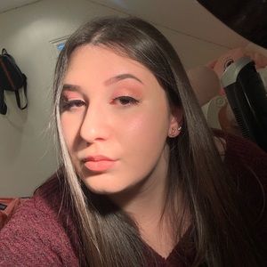 Meet your Posher, Georgina